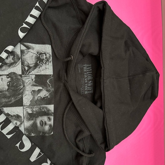 Taylor Swift Eras Tour Black Hoodie Small - Picture 7 of 12